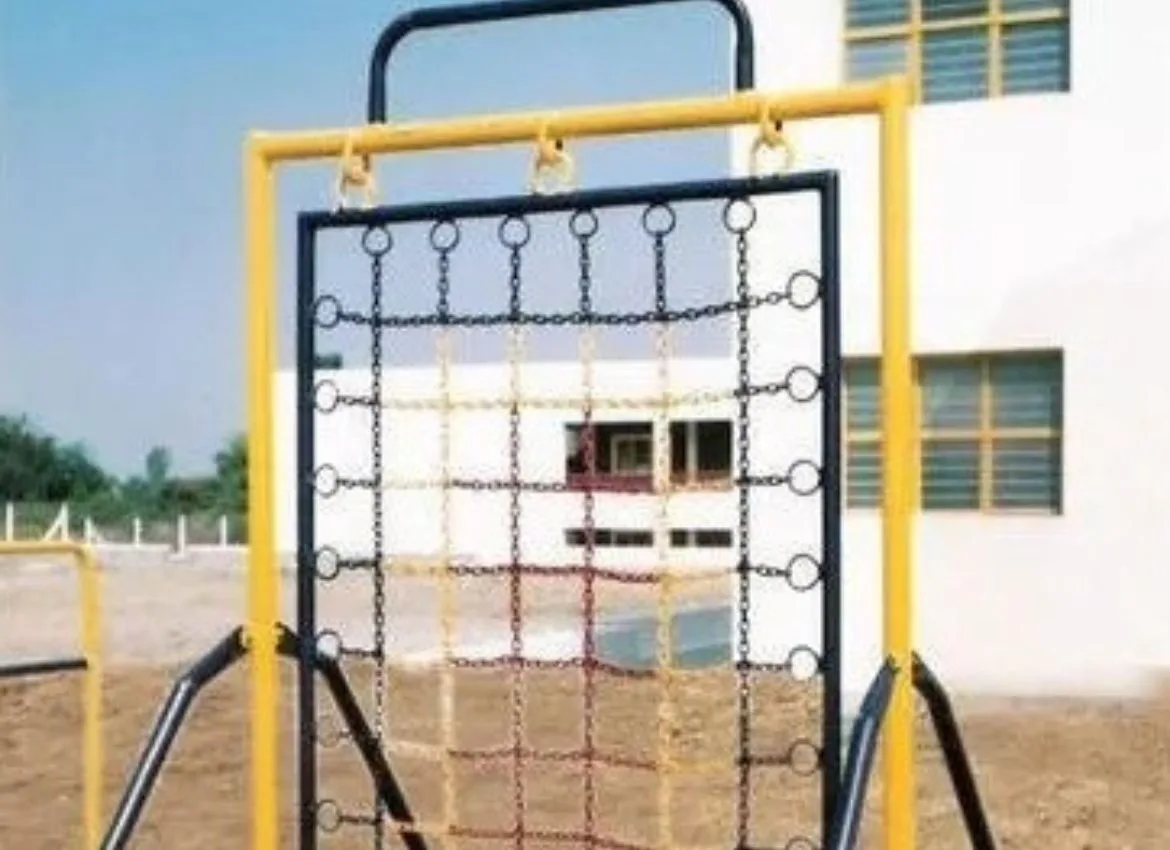 Chain & Rope Climber