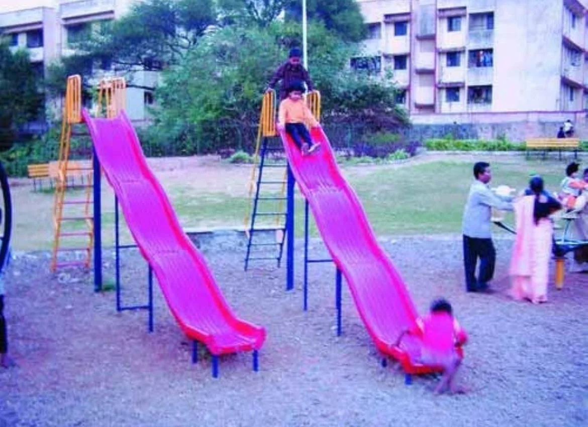 Large Wave Slide