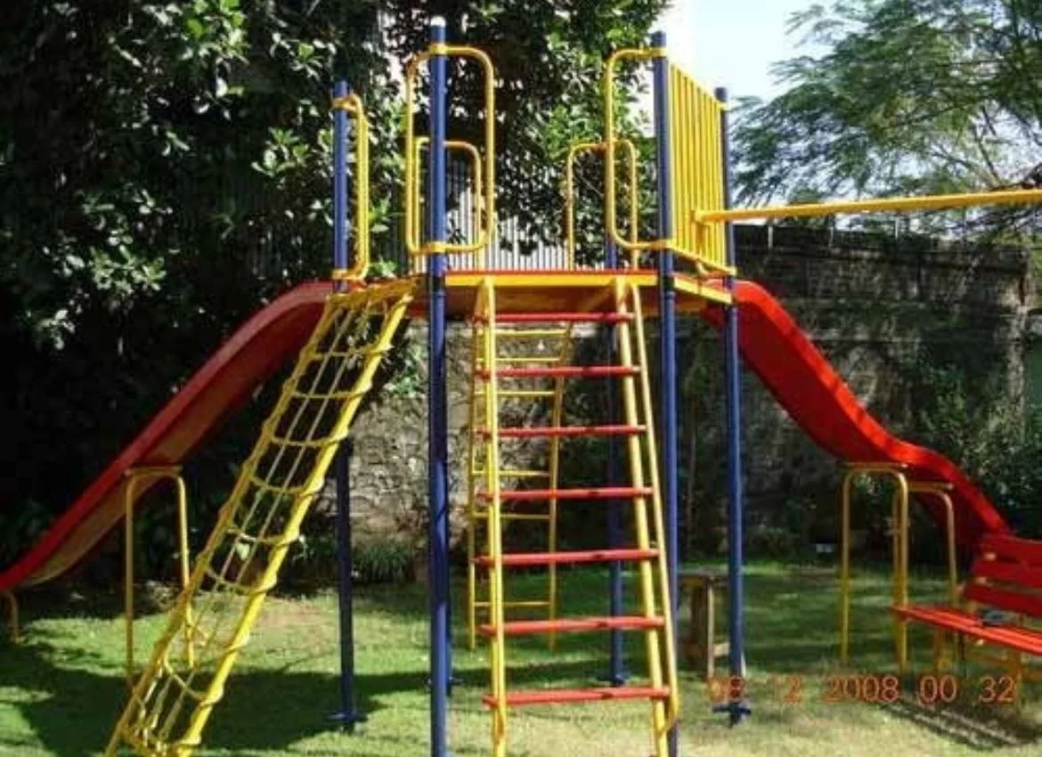 Multi Play Station (Model 6)